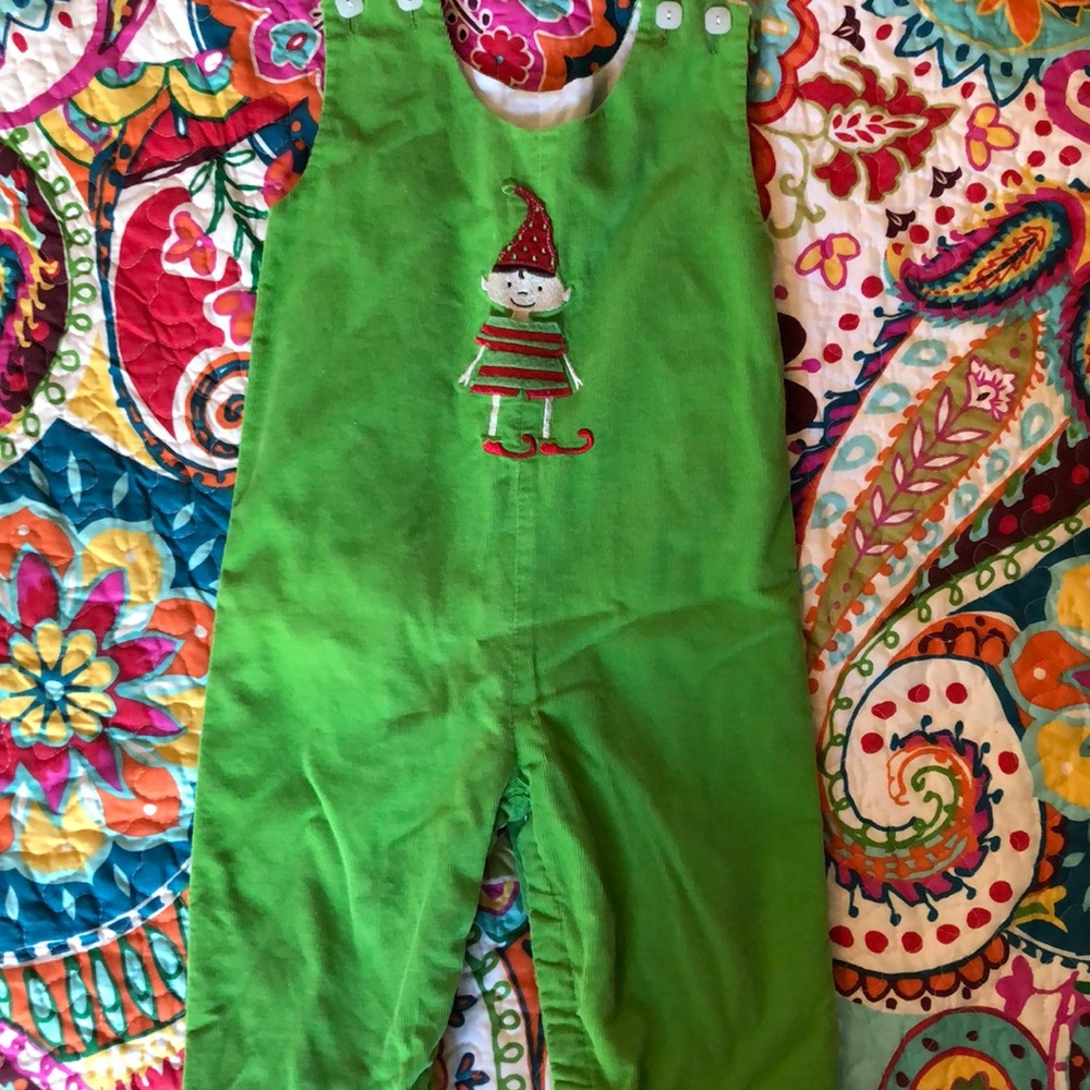 🎄Christmas Outfit!🎅 18M MINT CONDITION!